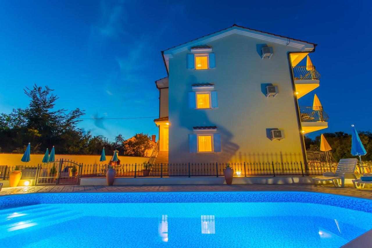 Luxury Palmer Residence Krk Dobrinj Esterno foto