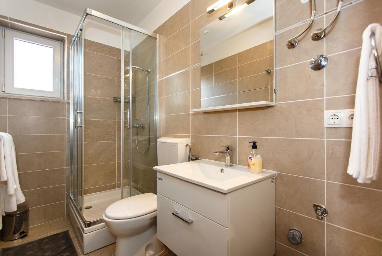 Luxury Palmer Residence Krk Dobrinj Esterno foto